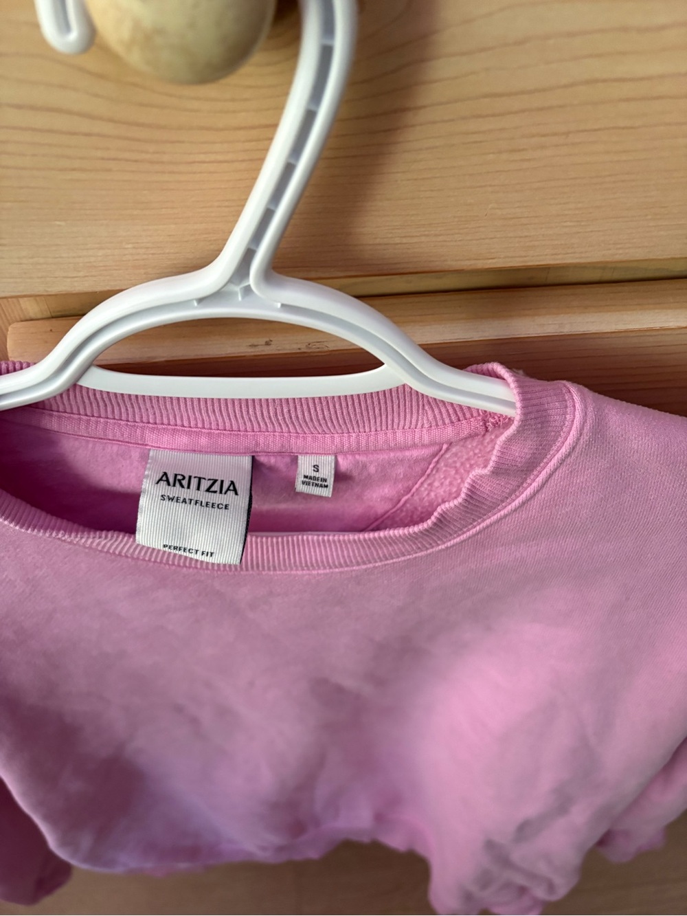 Aritzia sweat fleece set in morganite pink- perfect crew and joggers - Picture 6 of 7